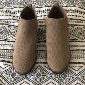 Rampage Tan Slip-on Booties